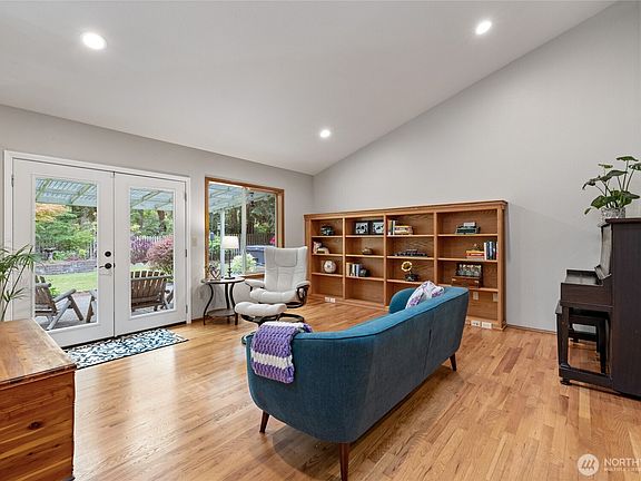 3rd image of 11712 17th Avenue Ct NW