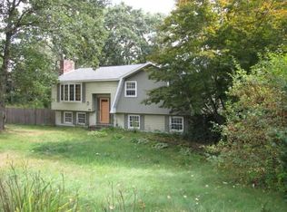 154 Hunt Rd, Chelmsford, MA 01824