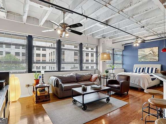5th image of 878 Peachtree St NE APT 432