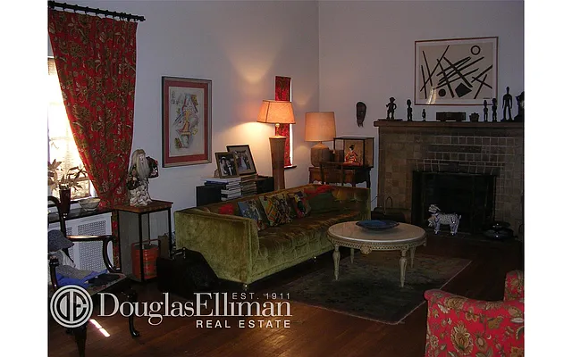 Sold by Douglas Elliman | media 22