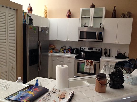 ISLAND KITCHEN
