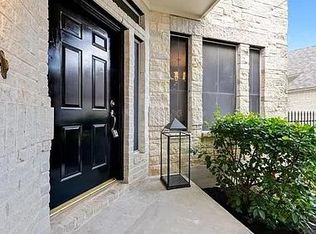 32 Troon Dr, Austin, TX 78738