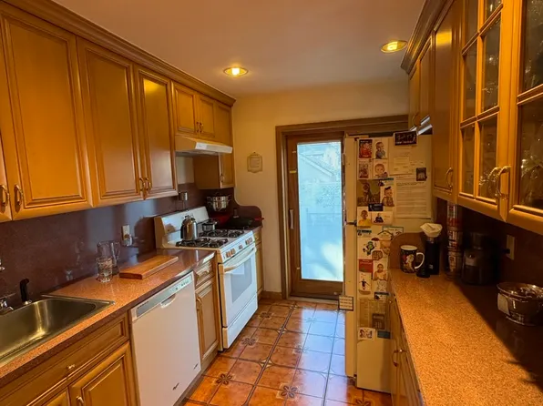 1028 81st Street image 6 of 18