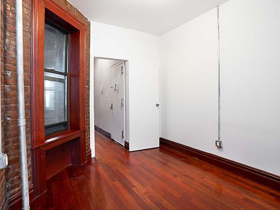 3rd image of 239 E 115th St #2A