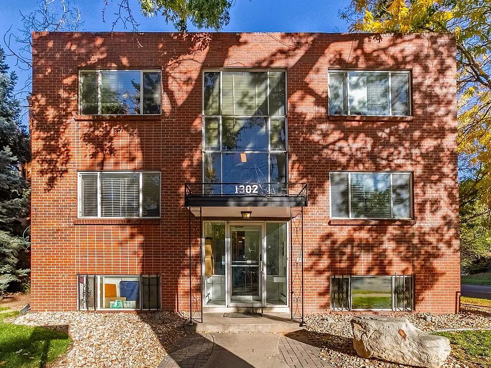 1302 Milwaukee