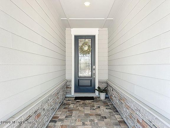 2nd image of 84 CREEK PEBBLE Drive