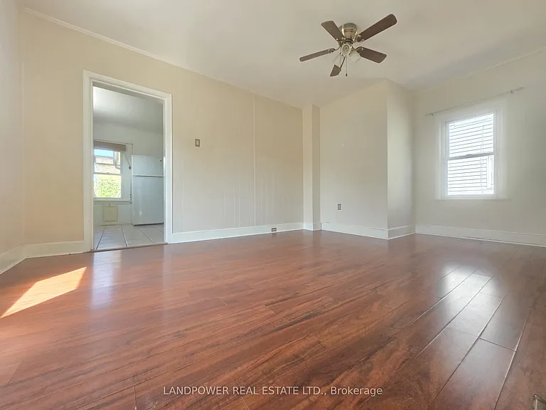 451 Ontario St #MAIN FLOOR — Photo 5