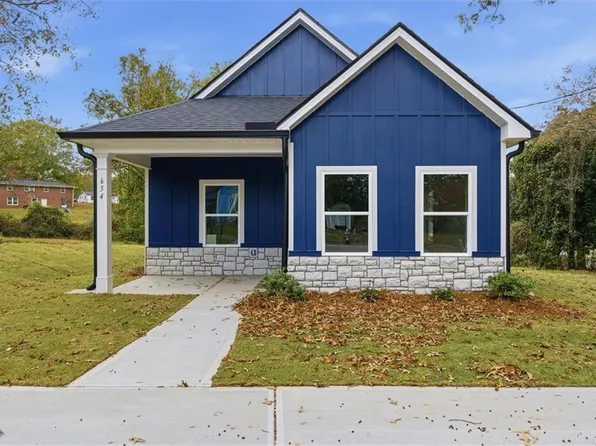 654 King St, Carrollton, GA 30117