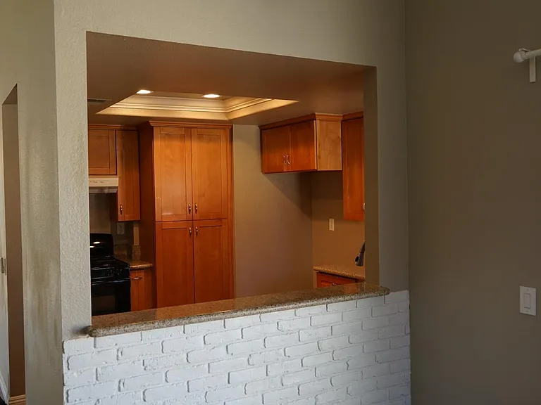 24427 Goldpoint Pl — Photo 8