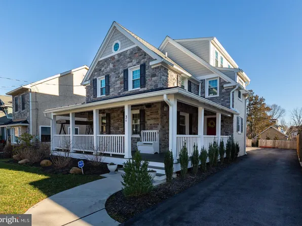 3 E Mercer Ave, Havertown, PA 19083