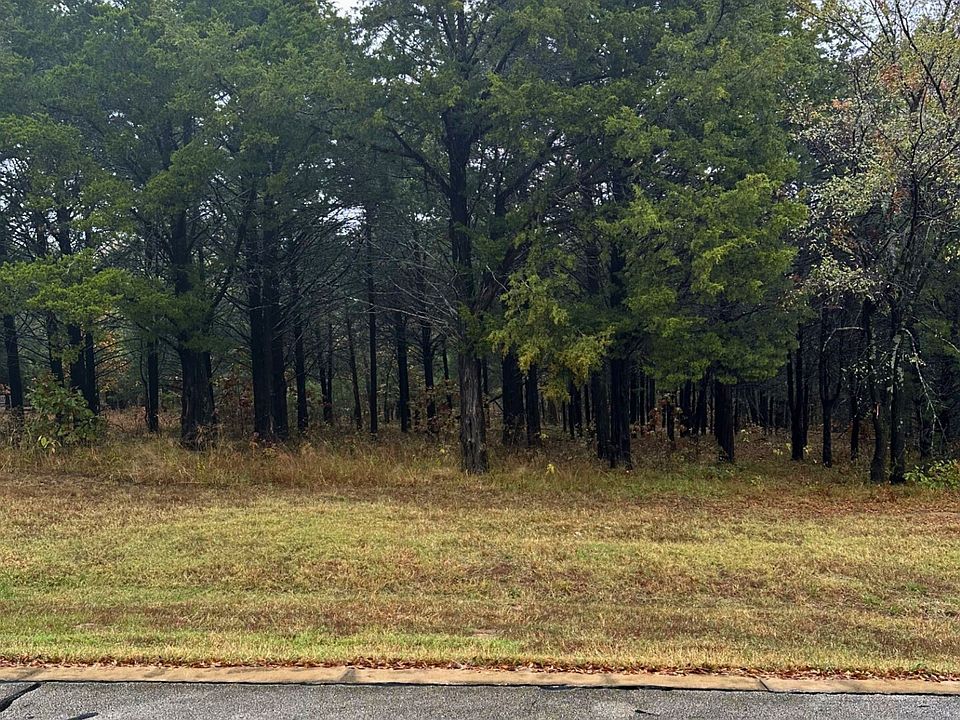 1st image of 106 Barrington Cir
