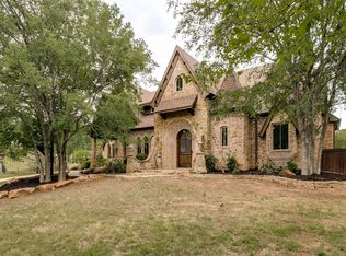 1985 Woodland Dr, Crossroads, TX 76227