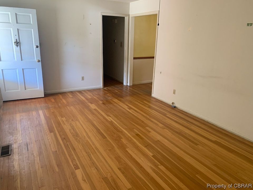 1st image of 174 Merle Dr