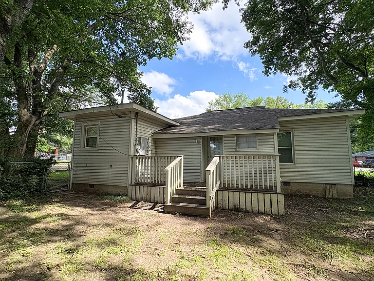3488 Powell Ave — Photo 15