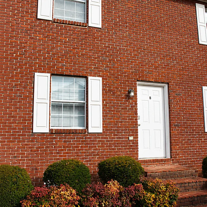 1219 Byrne Ave