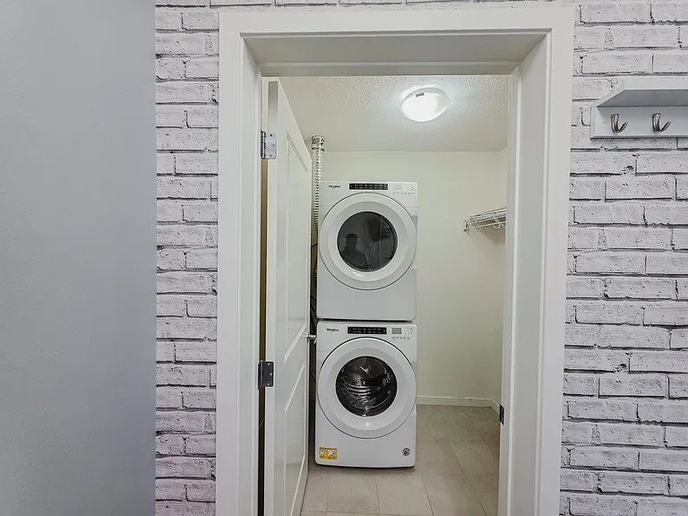 30 Mahogany Mews SE — Photo 17