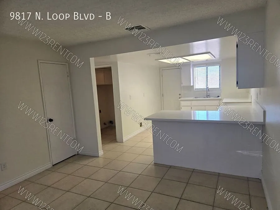 2bd/ 1.5 Bath Townhome California City — Photo 2