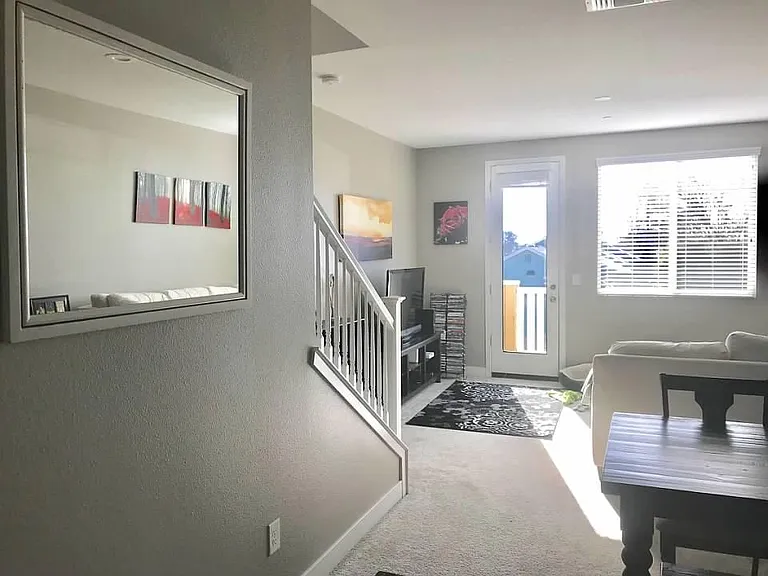 238 Johnson St — Photo 10