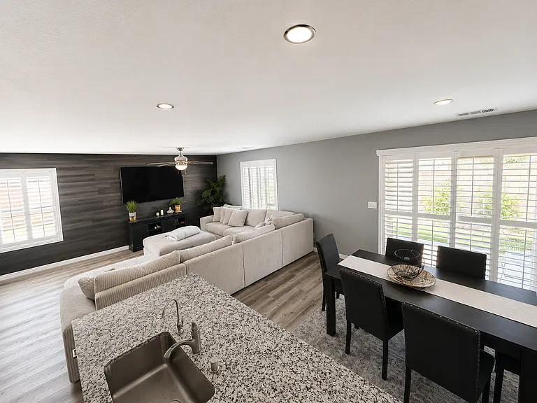617 El Gusto Ave — Photo 16