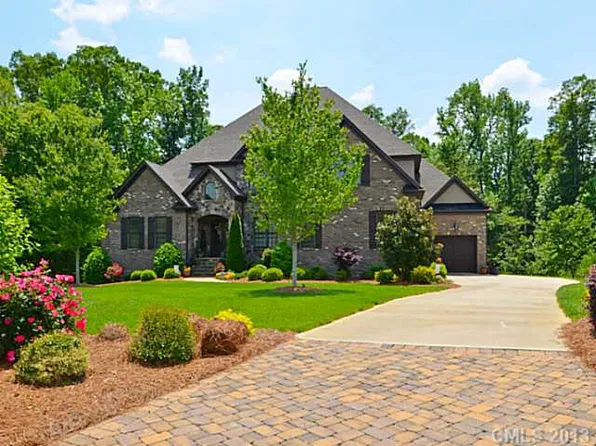 816 Giacomo Dr, Waxhaw, NC 28173