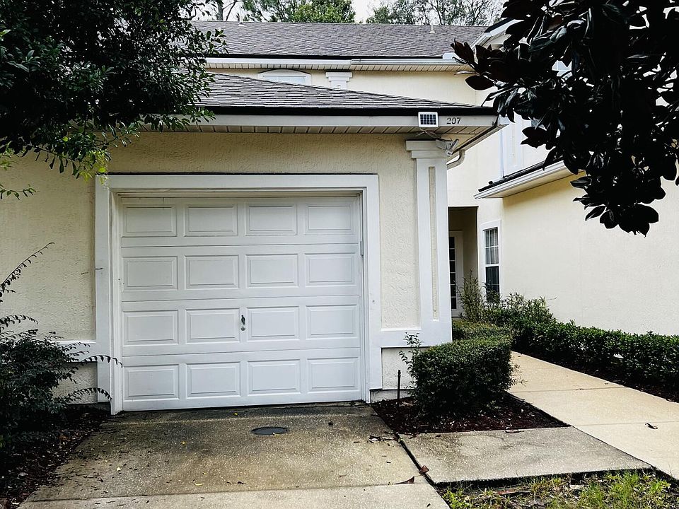 1st image of 207 Northbridge Ct