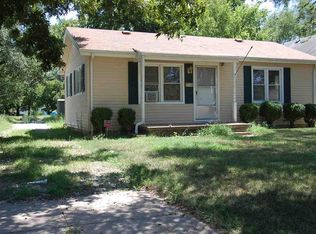 2106 S Mosley Ave, Wichita, KS 67211