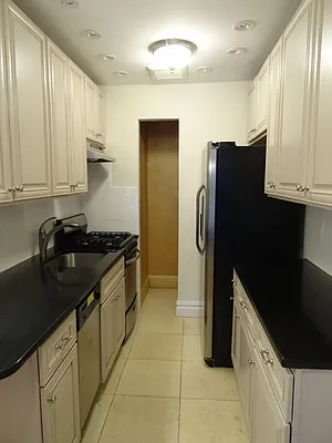 Rented by Keller Williams NYC | media 14