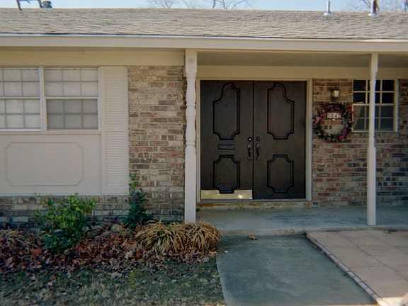 front door/porch area