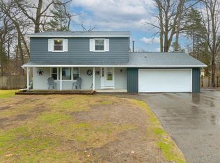 950 Cheboygan Dr, Muskegon, MI 49445