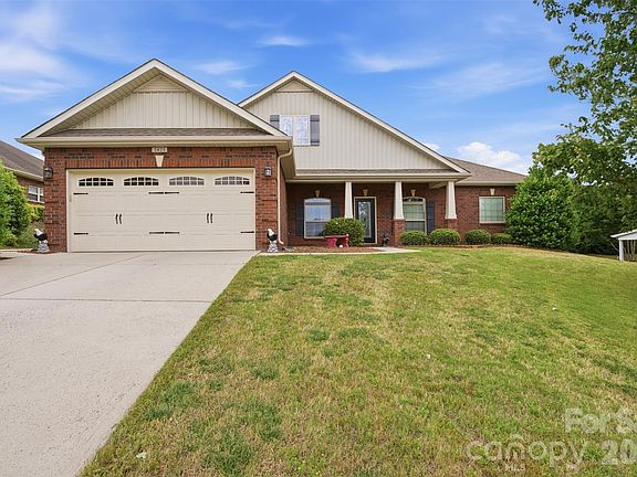 5th image of 2425 Winnsford Ln