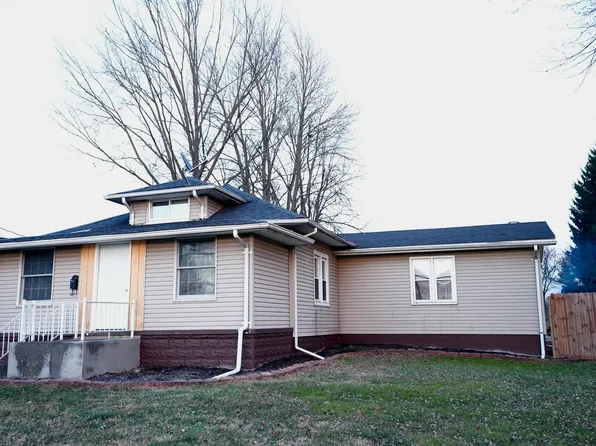 1300 N Ewing St, Seymour, IN 47274