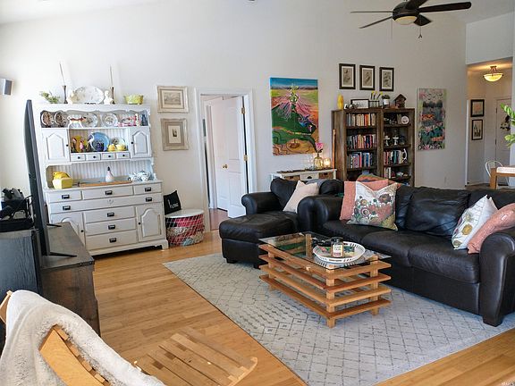 5th image of 3342 S Dawson Ln