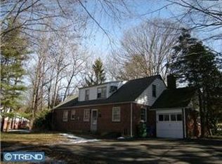 813 Roberts Rd, Ambler, PA 19002