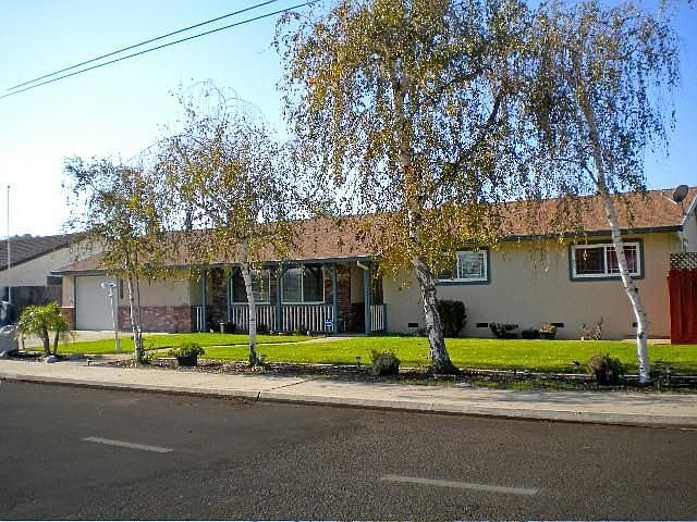 1st image of 344 S Wood Ave