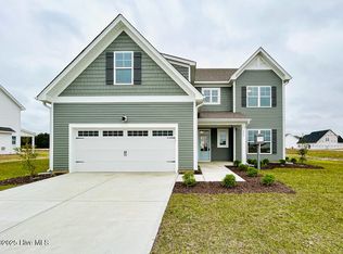 802 Tupelo Tree Dr, Hubert, NC 28539