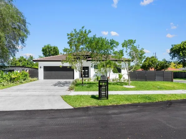 21311 Ingraham Ave, Rd Cutler Bay, FL 33189