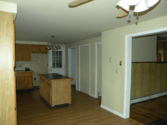 kitchen toward mud room