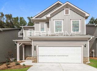 4909 Flower Sprout Dr, Buford, GA 30519