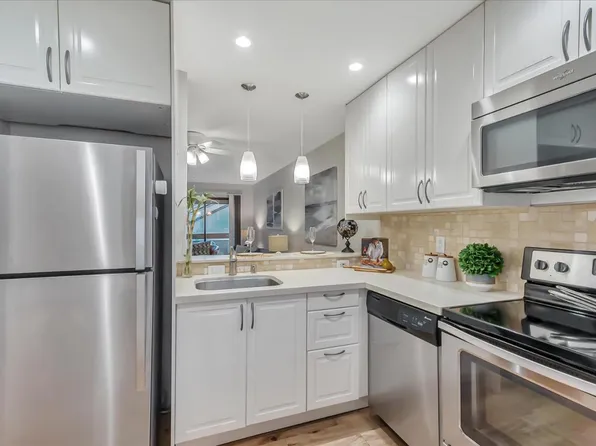 443 Alberto Way Unit B222, Los Gatos, CA 95032