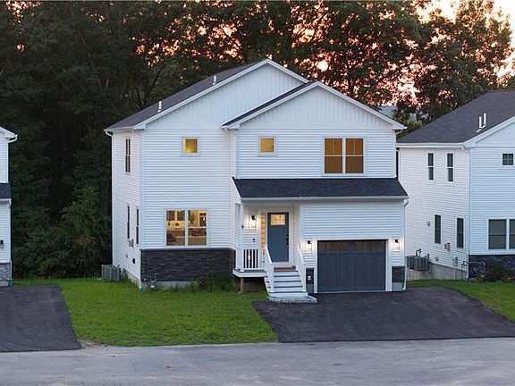 3rd image of 9 Stoneridge Rd