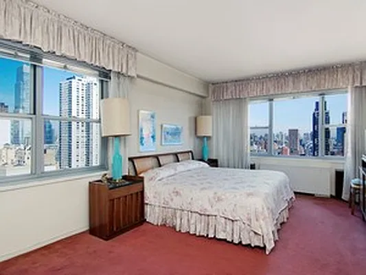 Sold by Corcoran | media 17