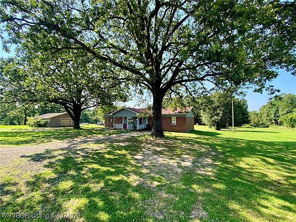 2nd image of 1633 County Road 3251