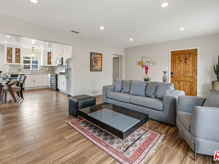 4043 Harter Ave — Photo 4