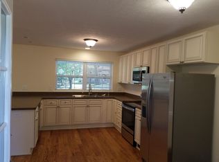 3007 Don Dee Dr, Louisville, KY 40220