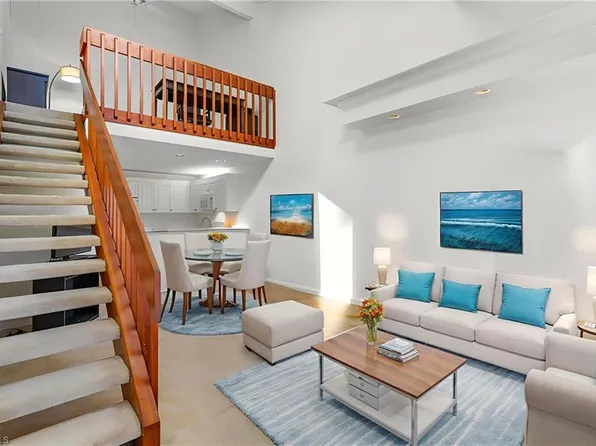 79 Emerald Woods DR #J4, NAPLES, FL 34108