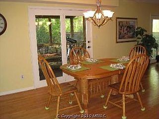 4th image of 649 Dunkeld Ct