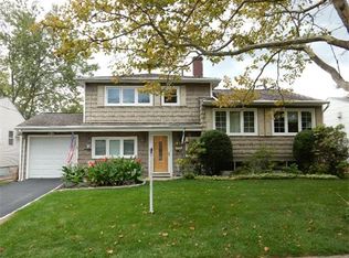 43 Starlight Dr, Colonia, NJ 07067