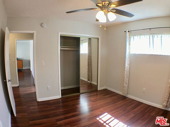 4th image of 4010 Baywood St