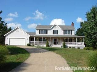17 Cherry Orchard Ct, Defiance, MO