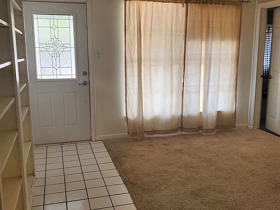 4th image of 1106 S Harry Ave
